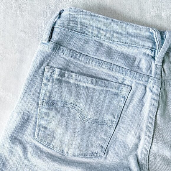 Women's Tilt Denim Shorts | Light Blue Wash | Distressed | Size 7 | Stretch - Picture 8 of 16